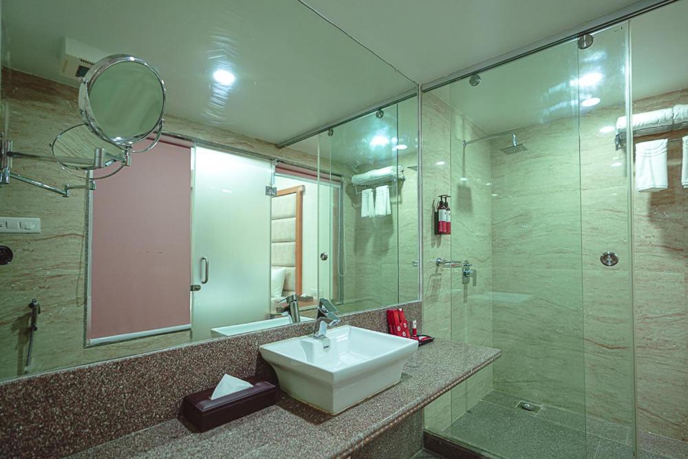 Ramee The Srinivas Palace Bhuj Ngoại thất bức ảnh