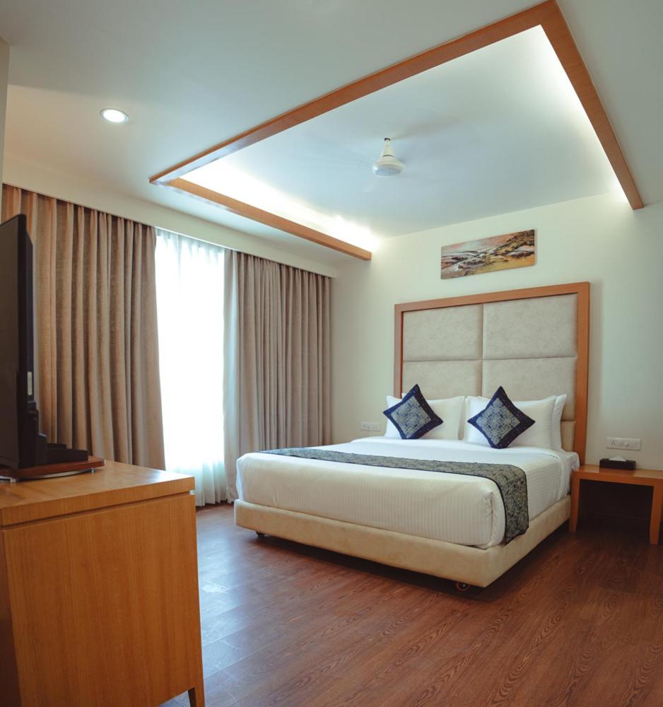Ramee The Srinivas Palace Bhuj Ngoại thất bức ảnh