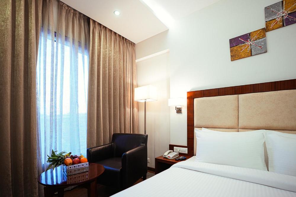 Ramee The Srinivas Palace Bhuj Ngoại thất bức ảnh